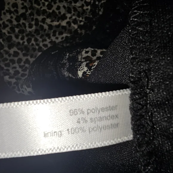 3x Vintage Fashion Bug Brown and Black Ruffled Sleeveless Top Animal Print - Picture 7 of 8